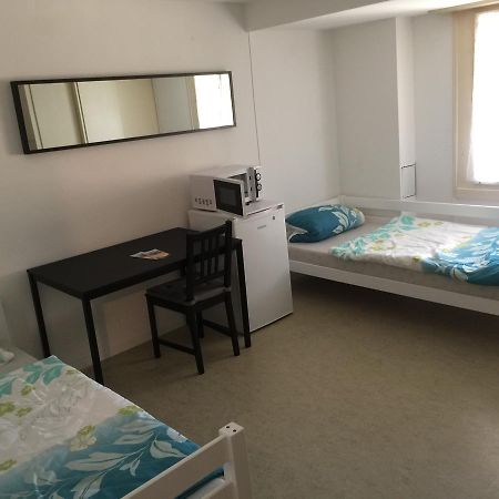 Hostel Airport Oberglatt Екстериор снимка