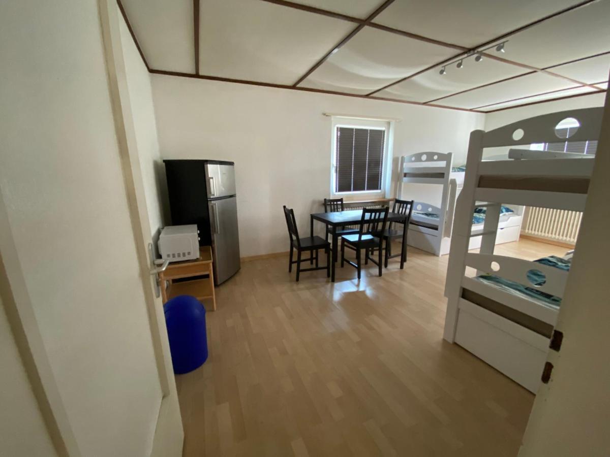 Hostel Airport Oberglatt Екстериор снимка