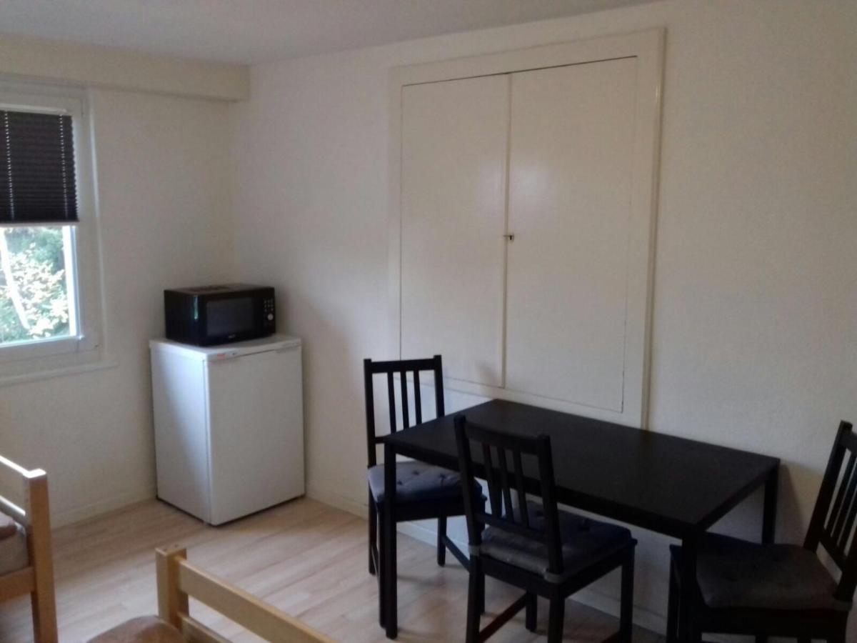 Hostel Airport Oberglatt Екстериор снимка