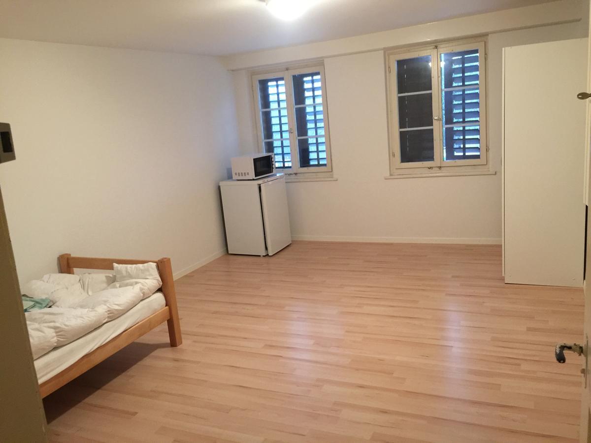 Hostel Airport Oberglatt Екстериор снимка