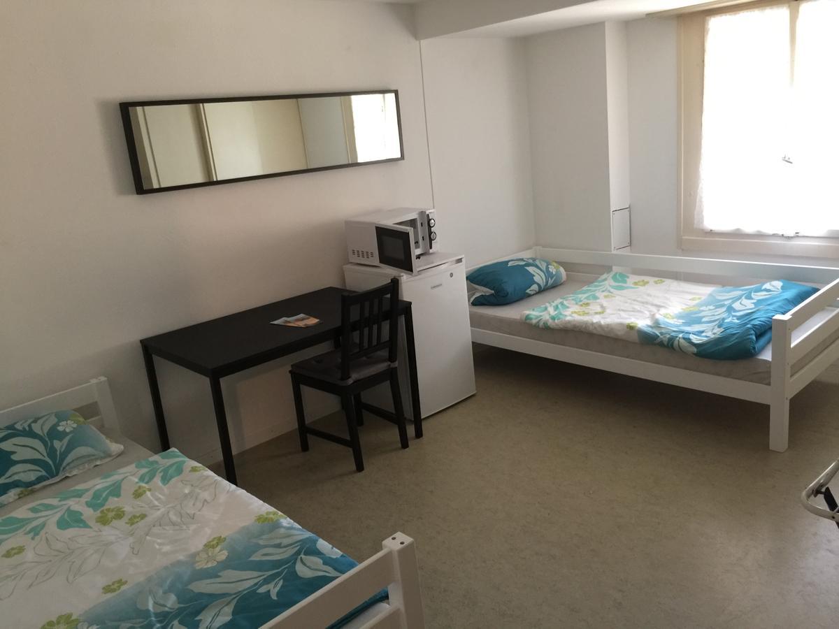 Hostel Airport Oberglatt Екстериор снимка