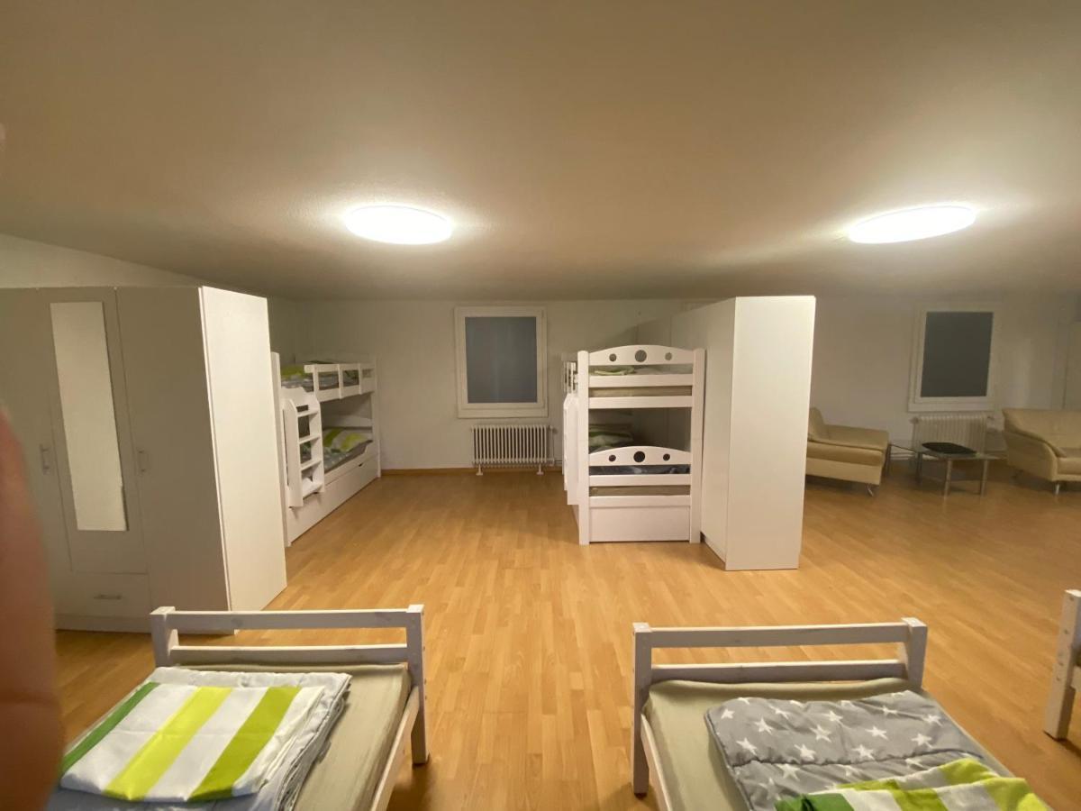 Hostel Airport Oberglatt Екстериор снимка